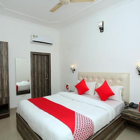 Oyo 16544 Bella Vista By Jordan Hotel Agra  Exterior foto